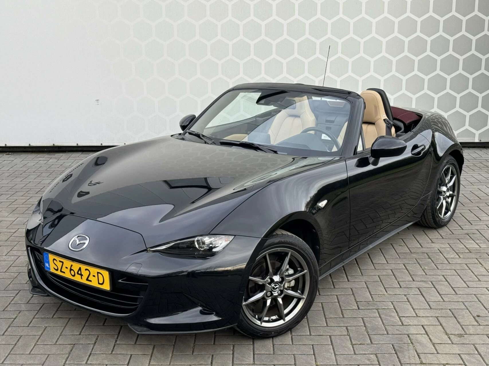 Hoofdafbeelding Mazda MX-5