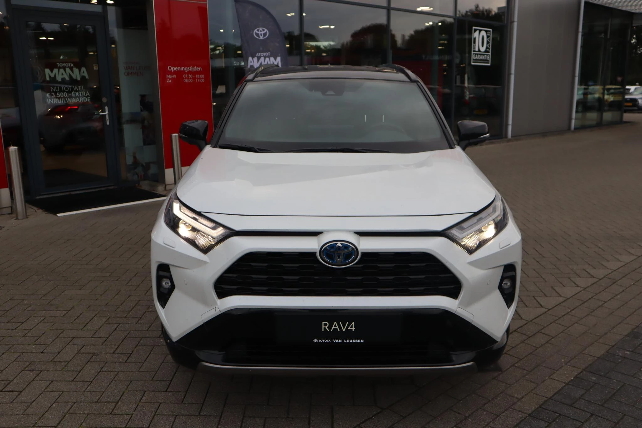 Hoofdafbeelding Toyota RAV4