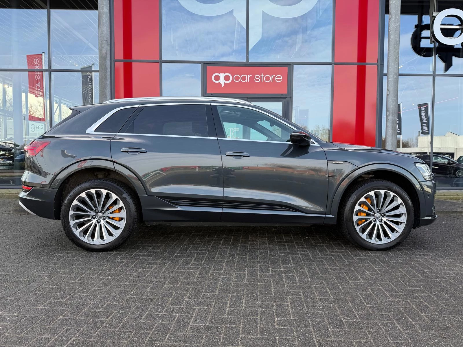 Hoofdafbeelding Audi e-tron