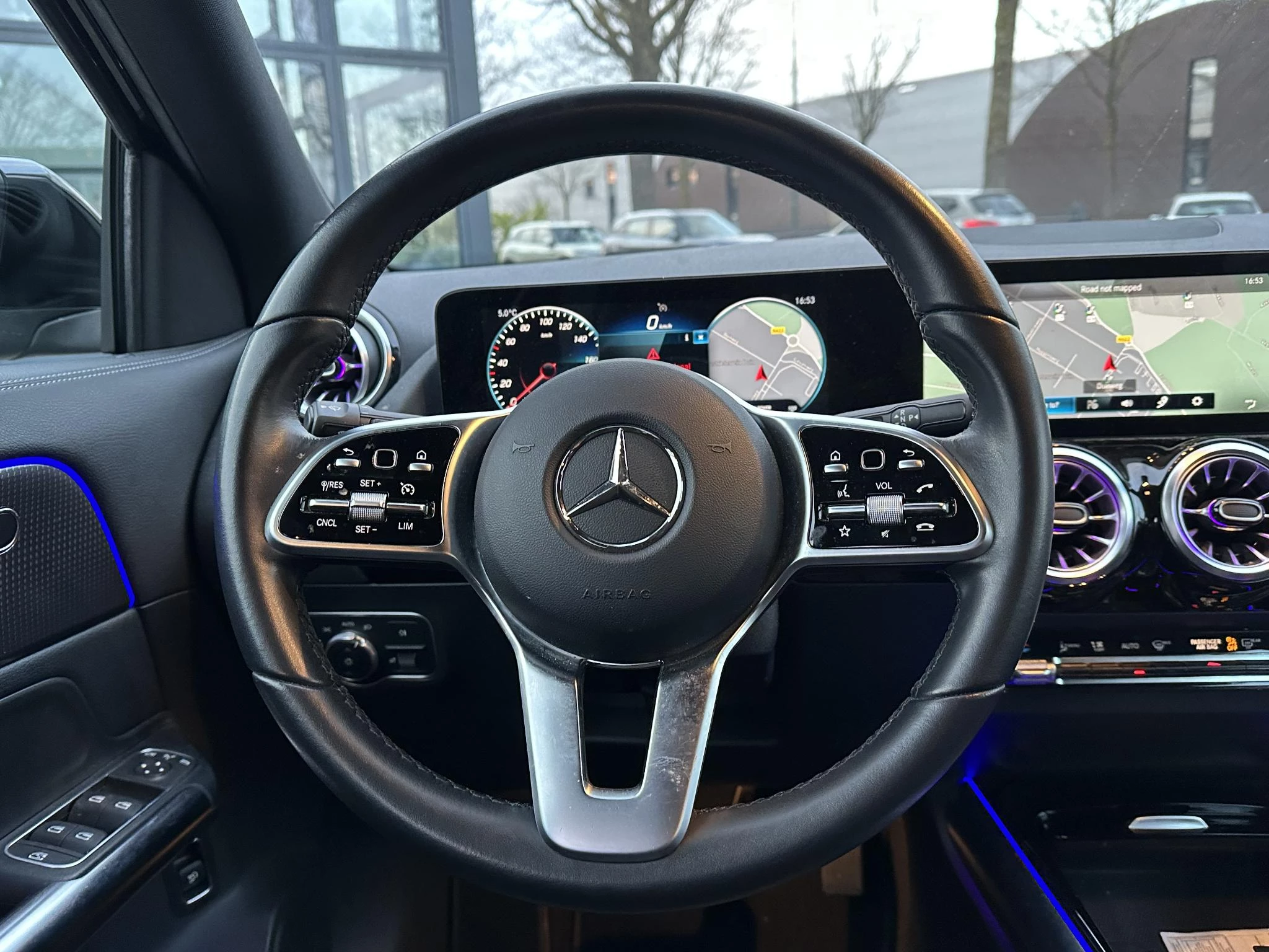 Hoofdafbeelding Mercedes-Benz EQA