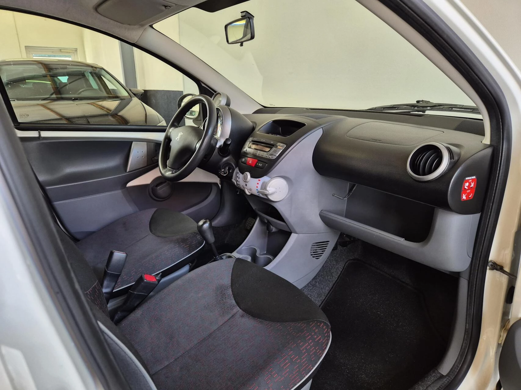 Hoofdafbeelding Peugeot 107