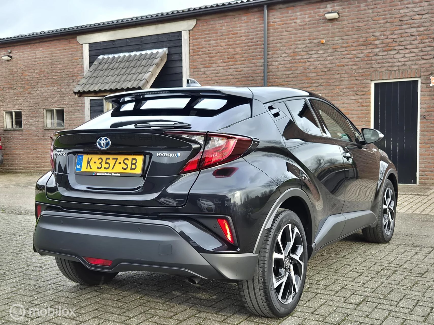 Hoofdafbeelding Toyota C-HR