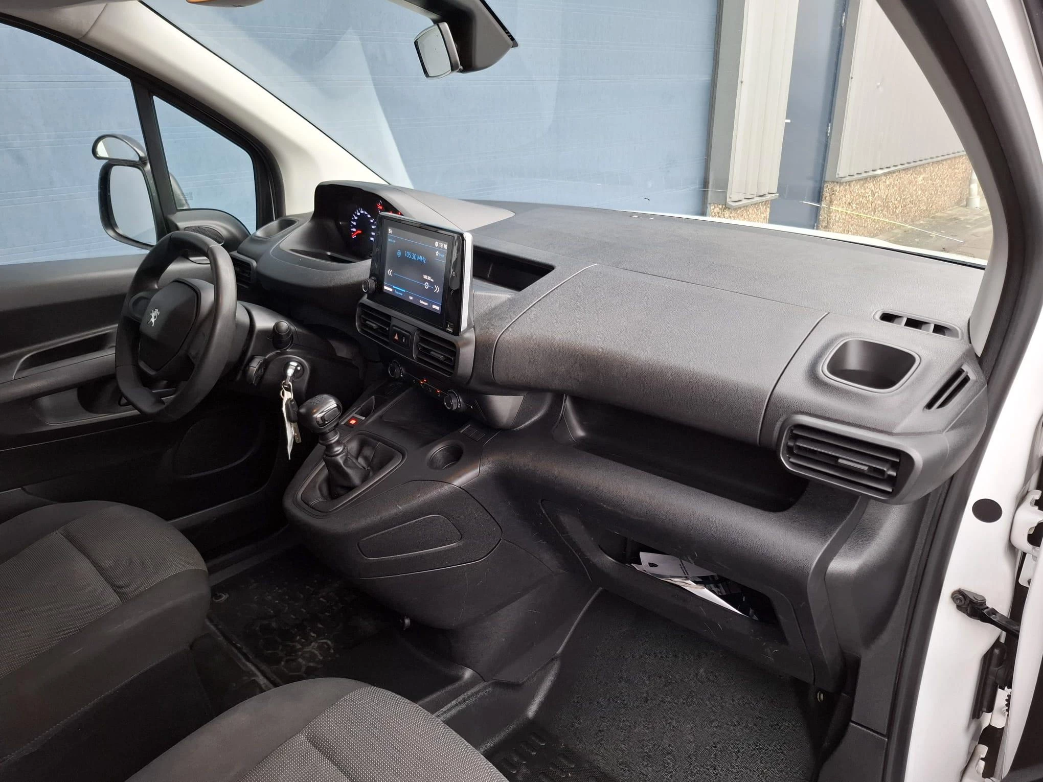 Hoofdafbeelding Peugeot Partner