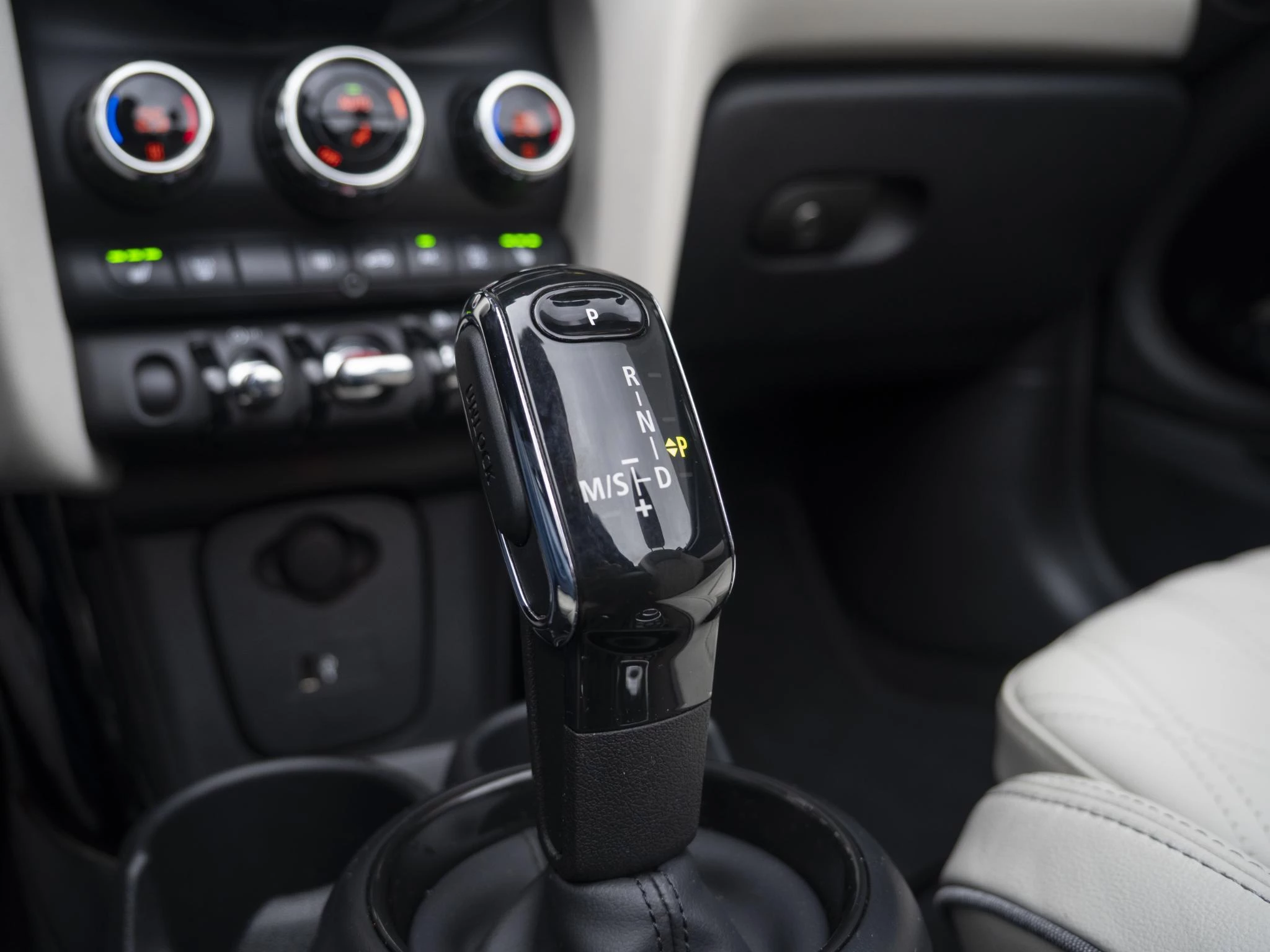 Hoofdafbeelding MINI Cooper Cabrio