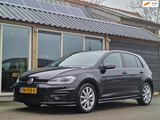 Volkswagen Golf 1.5 TSI Highline R-Line (Automaat / Adaptive Cruise / Climate / Stoelverwarming / Led / Parkeersensoren)