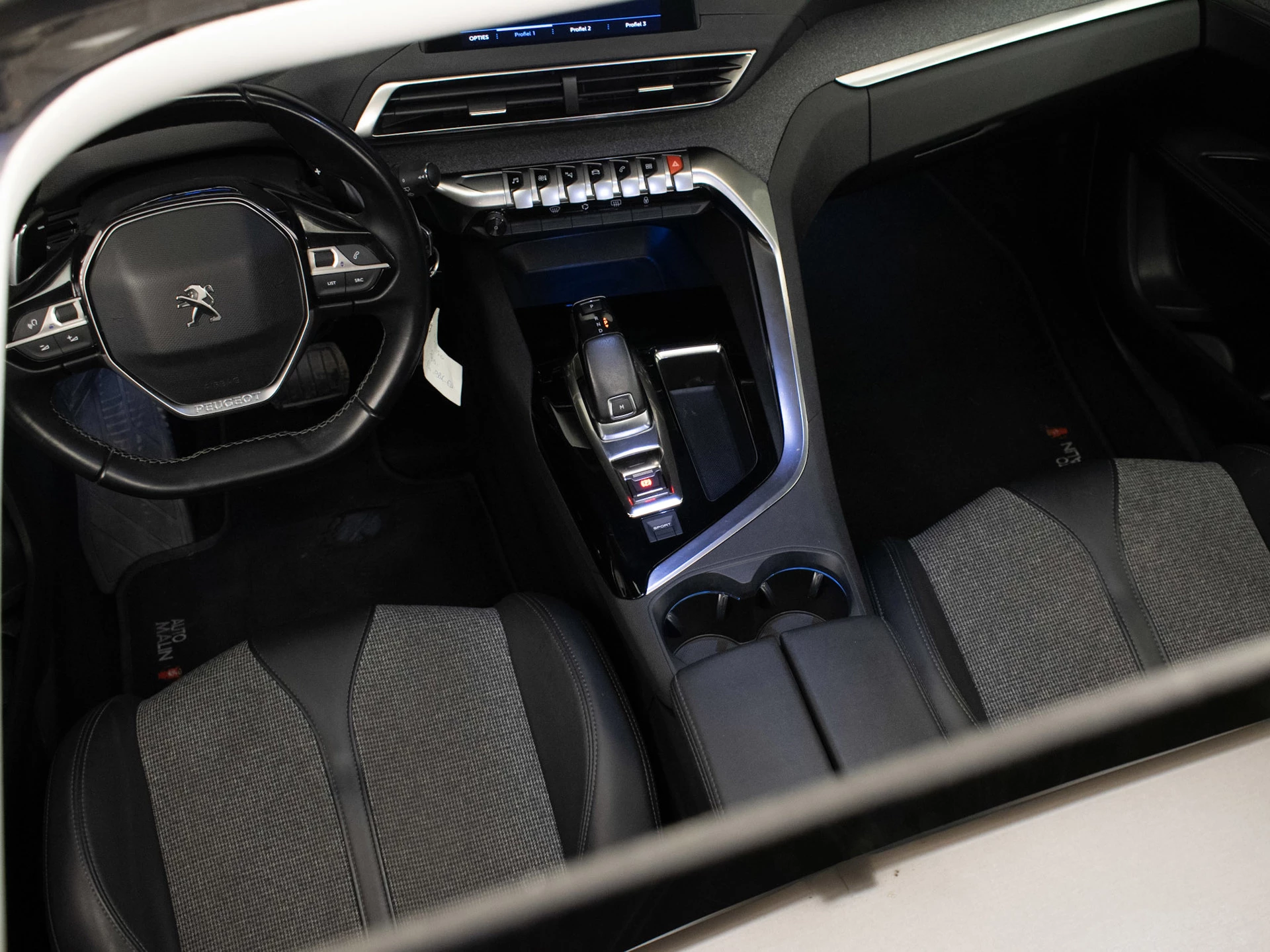 Hoofdafbeelding Peugeot 5008