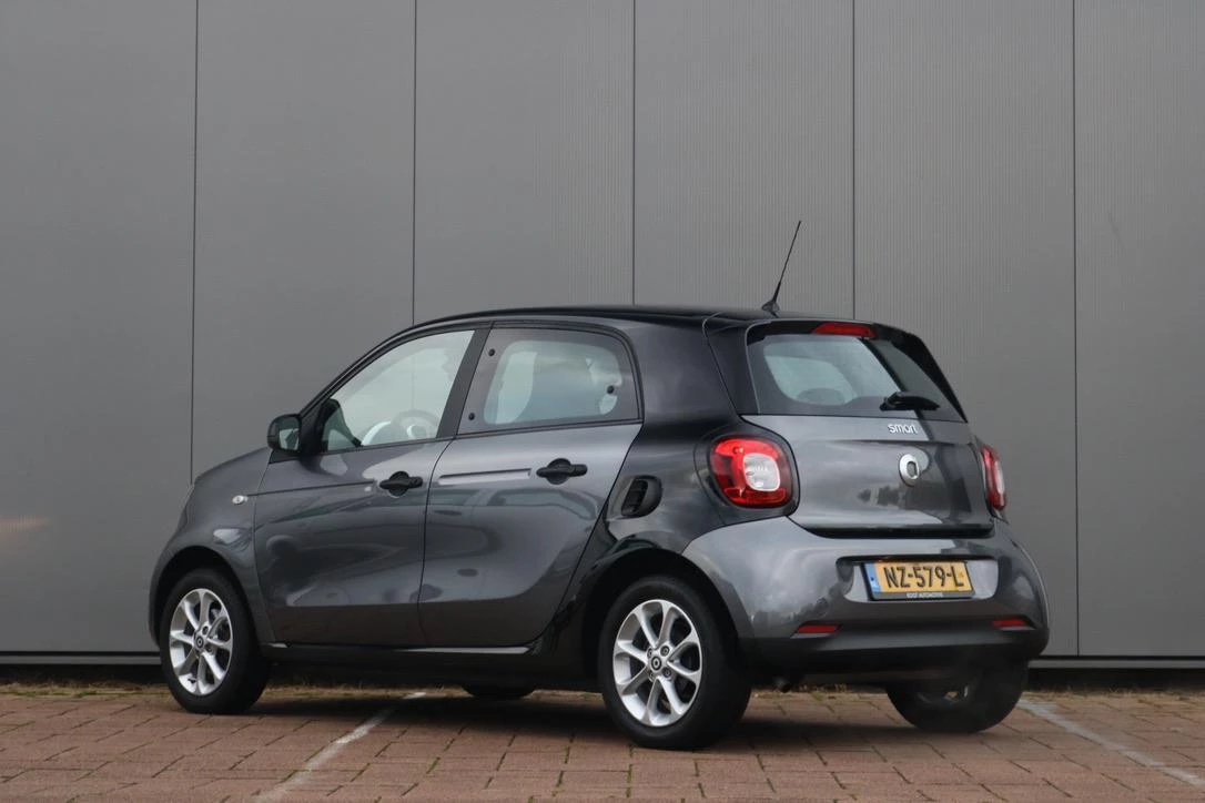 Hoofdafbeelding smart Forfour