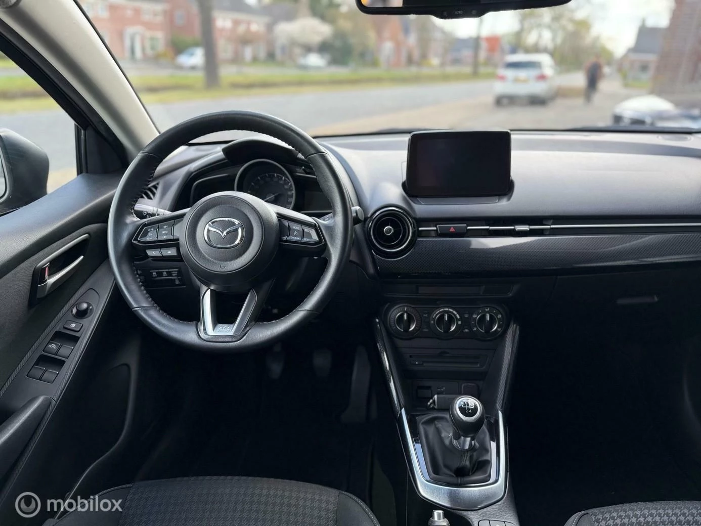 Hoofdafbeelding Mazda 2