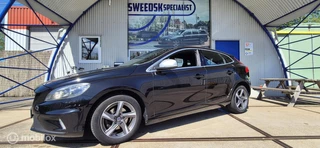 Volvo V40 2.0 D2 R-Design 2015