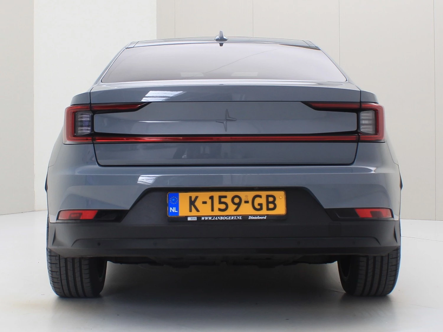 Hoofdafbeelding Polestar 2