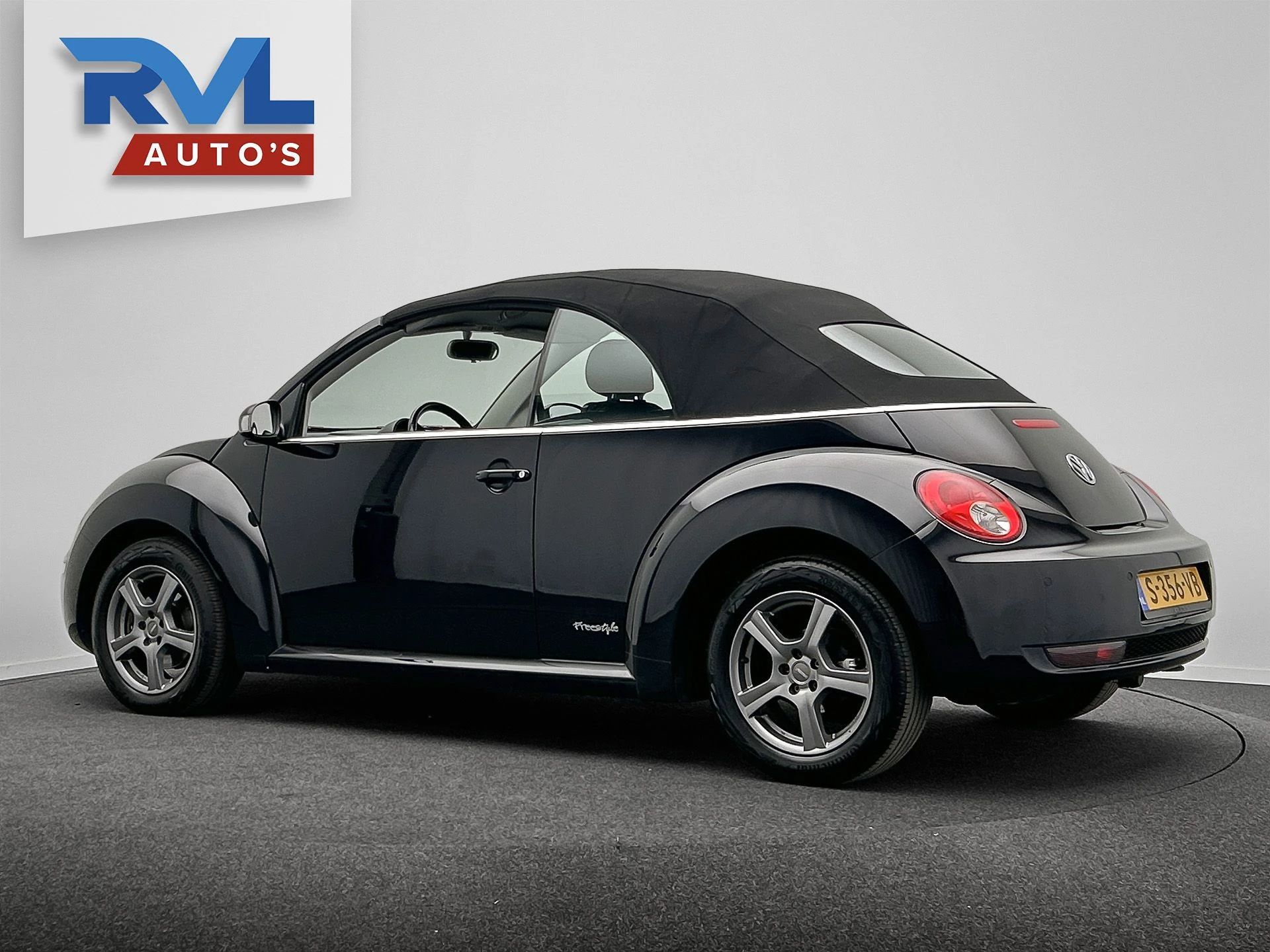 Hoofdafbeelding Volkswagen New Beetle