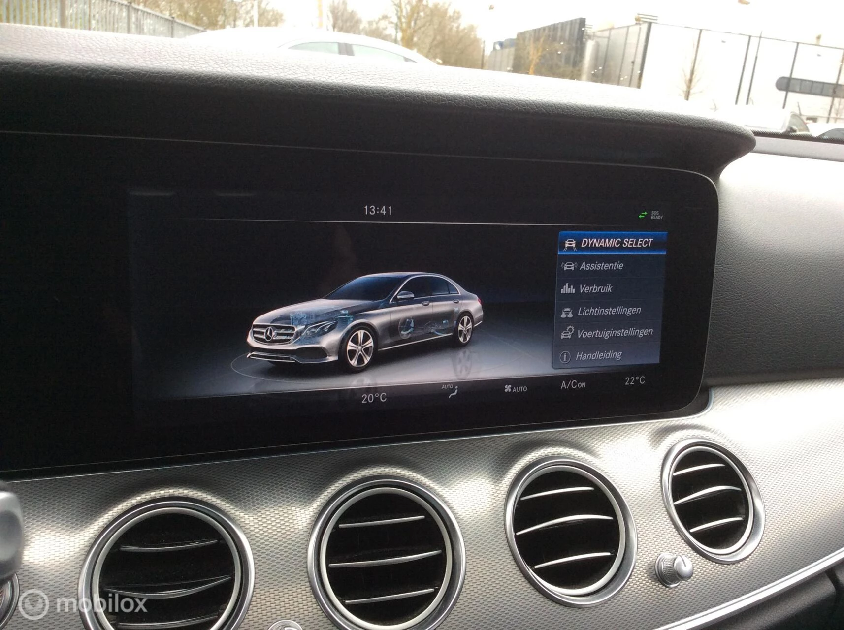 Hoofdafbeelding Mercedes-Benz E-Klasse