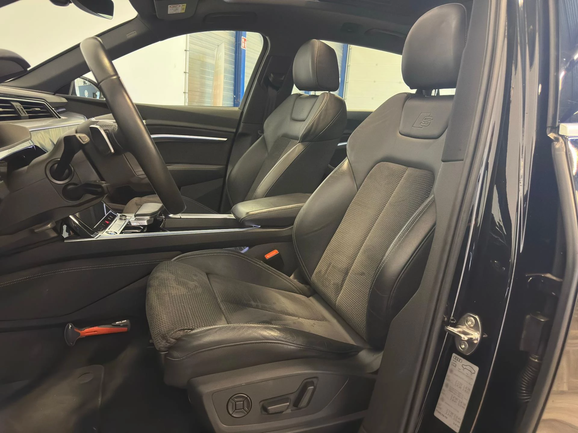 Hoofdafbeelding Audi e-tron