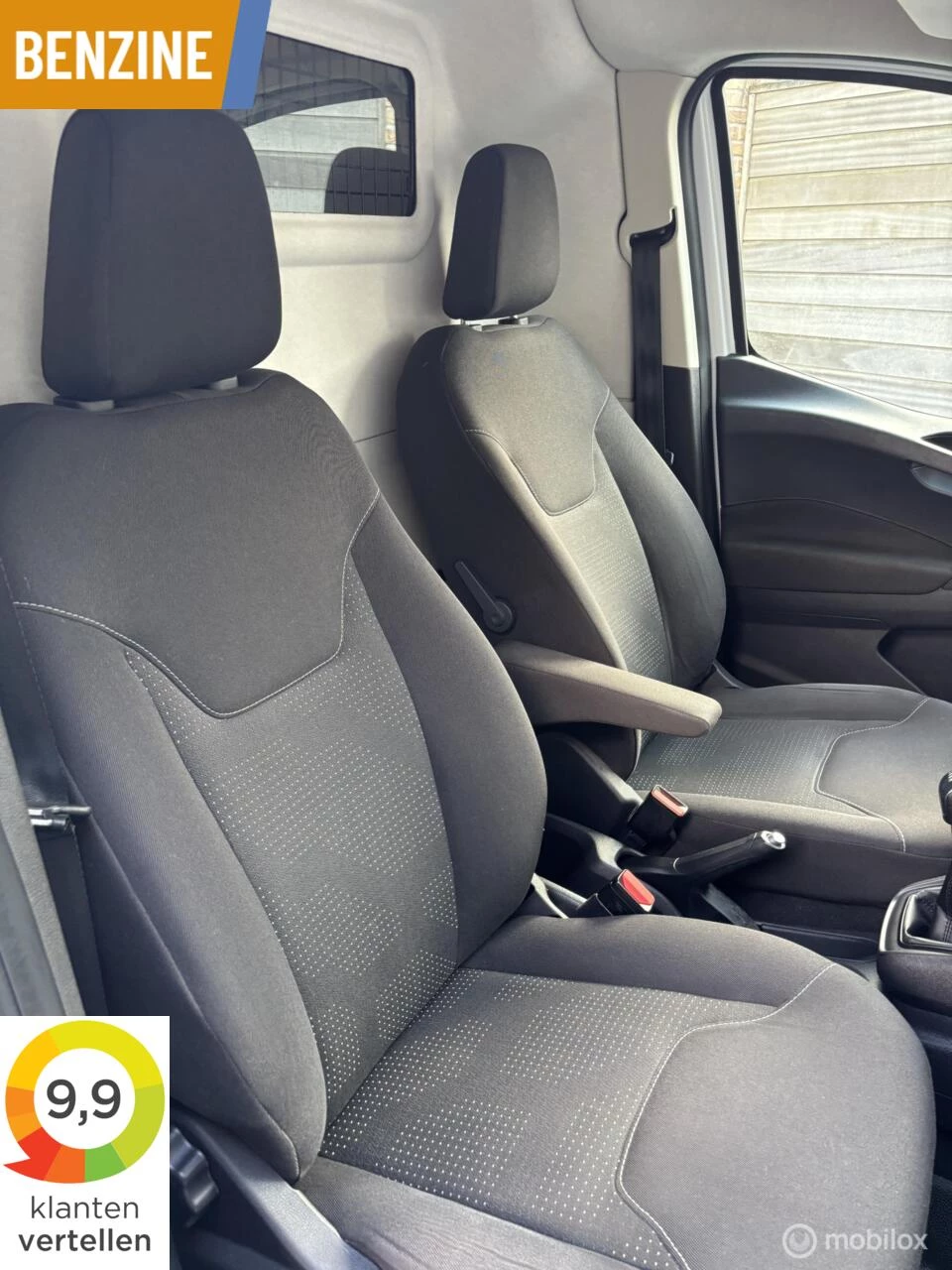 Hoofdafbeelding Ford Transit Courier