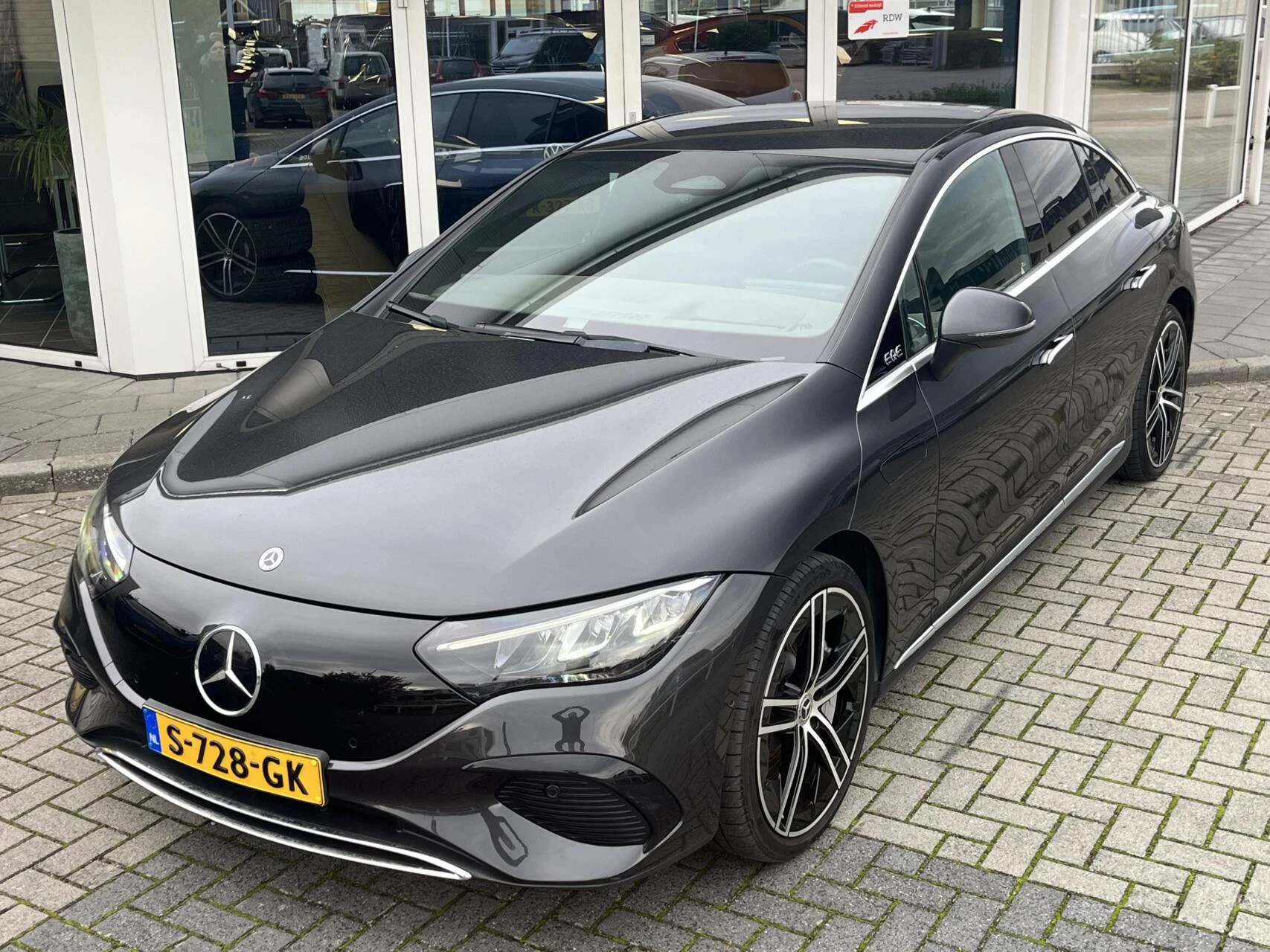 Hoofdafbeelding Mercedes-Benz EQE