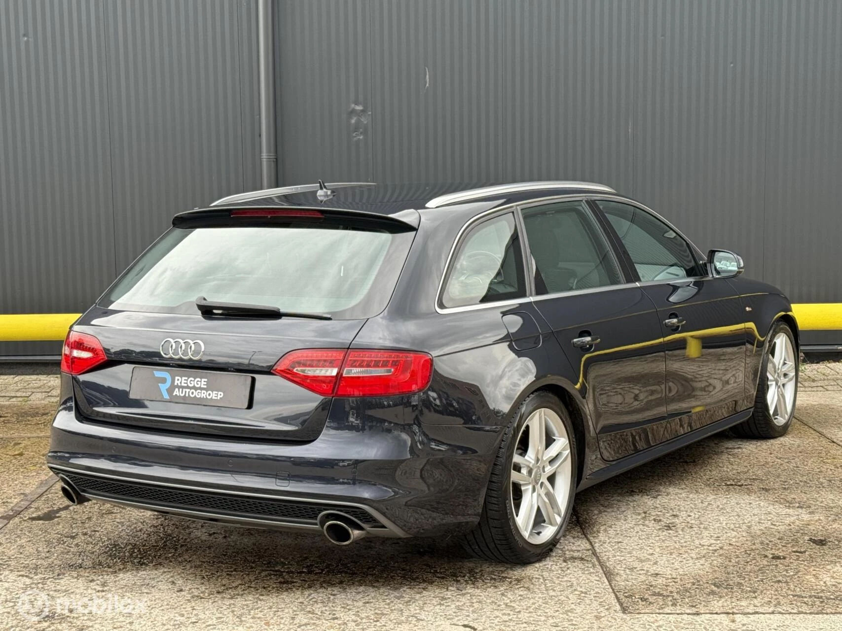 Hoofdafbeelding Audi A4