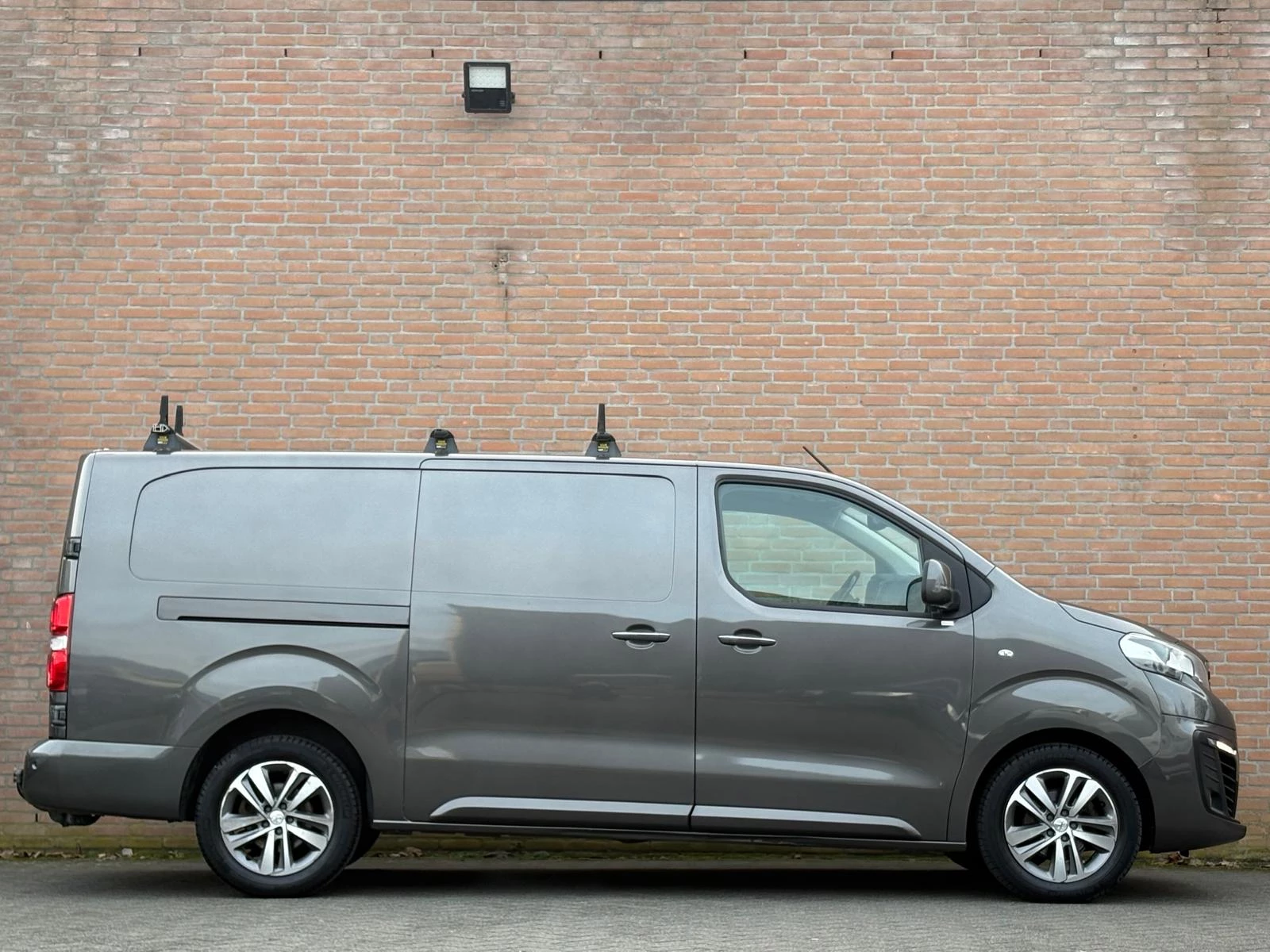 Hoofdafbeelding Peugeot Expert