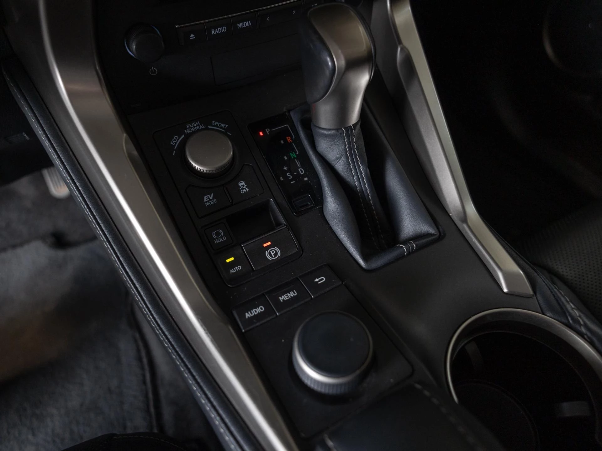 Hoofdafbeelding Lexus NX