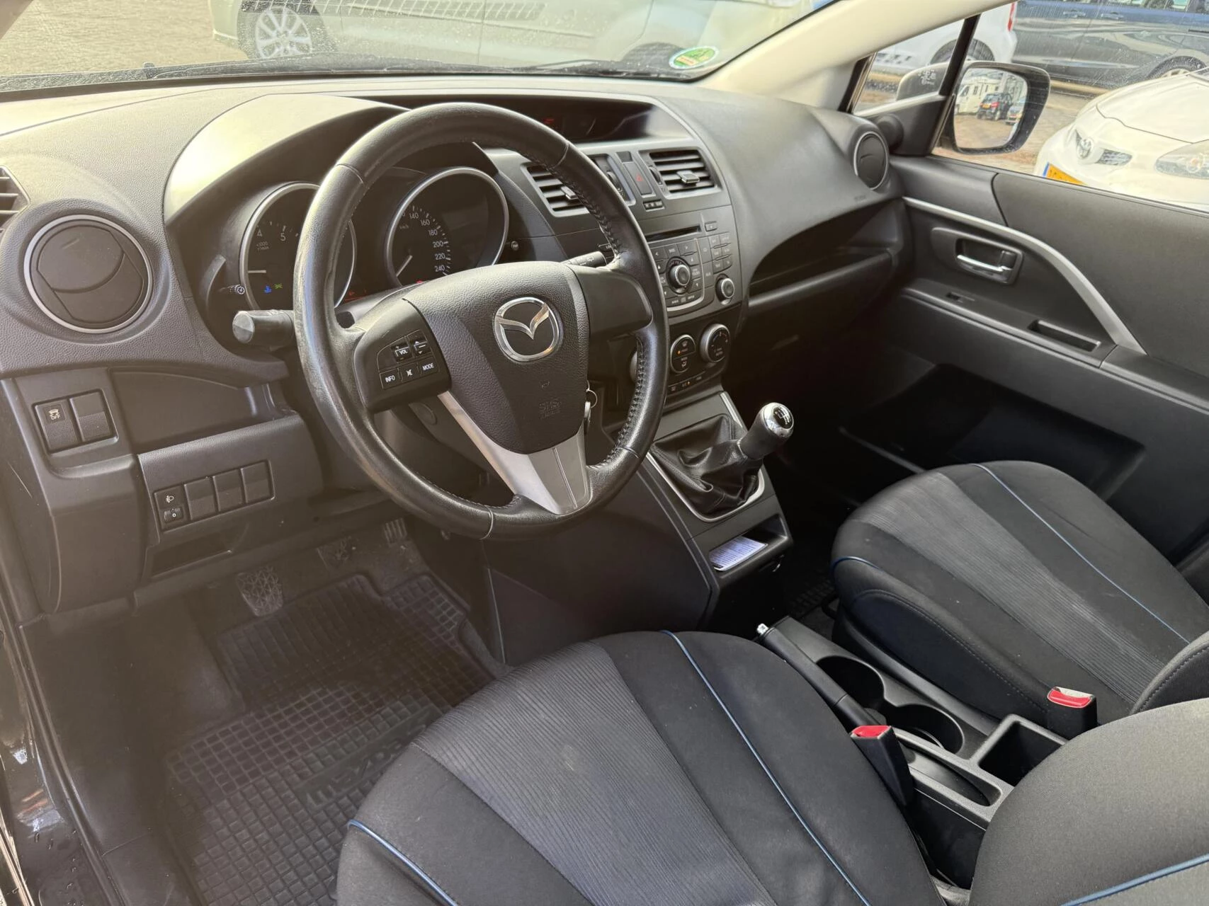 Hoofdafbeelding Mazda 5