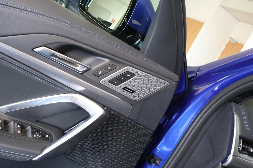 Hoofdafbeelding BMW iX1