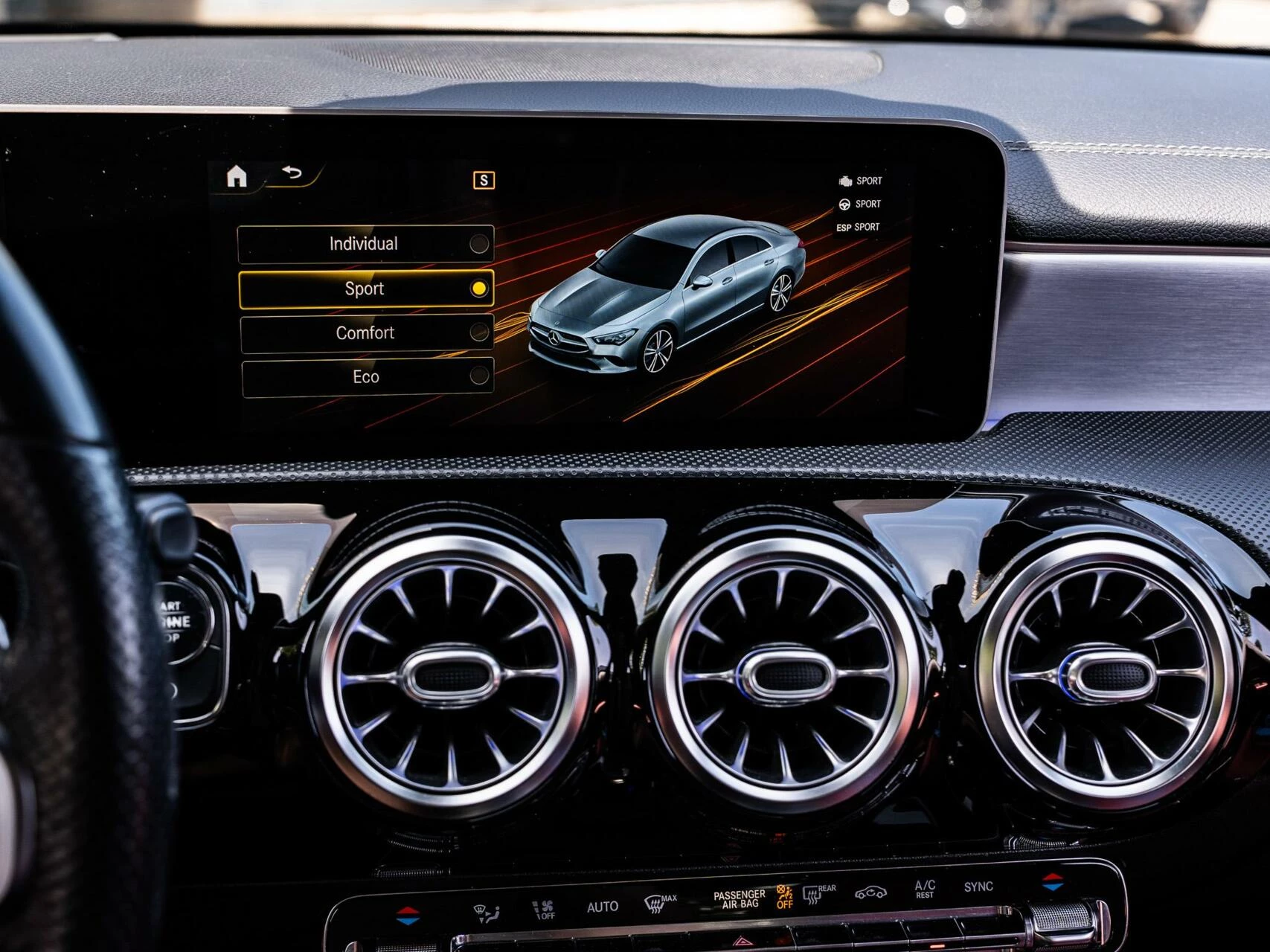 Hoofdafbeelding Mercedes-Benz CLA