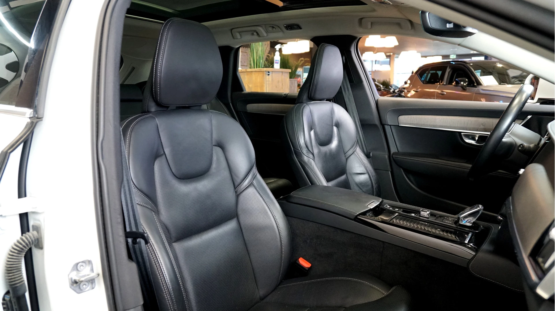 Hoofdafbeelding Volvo V90