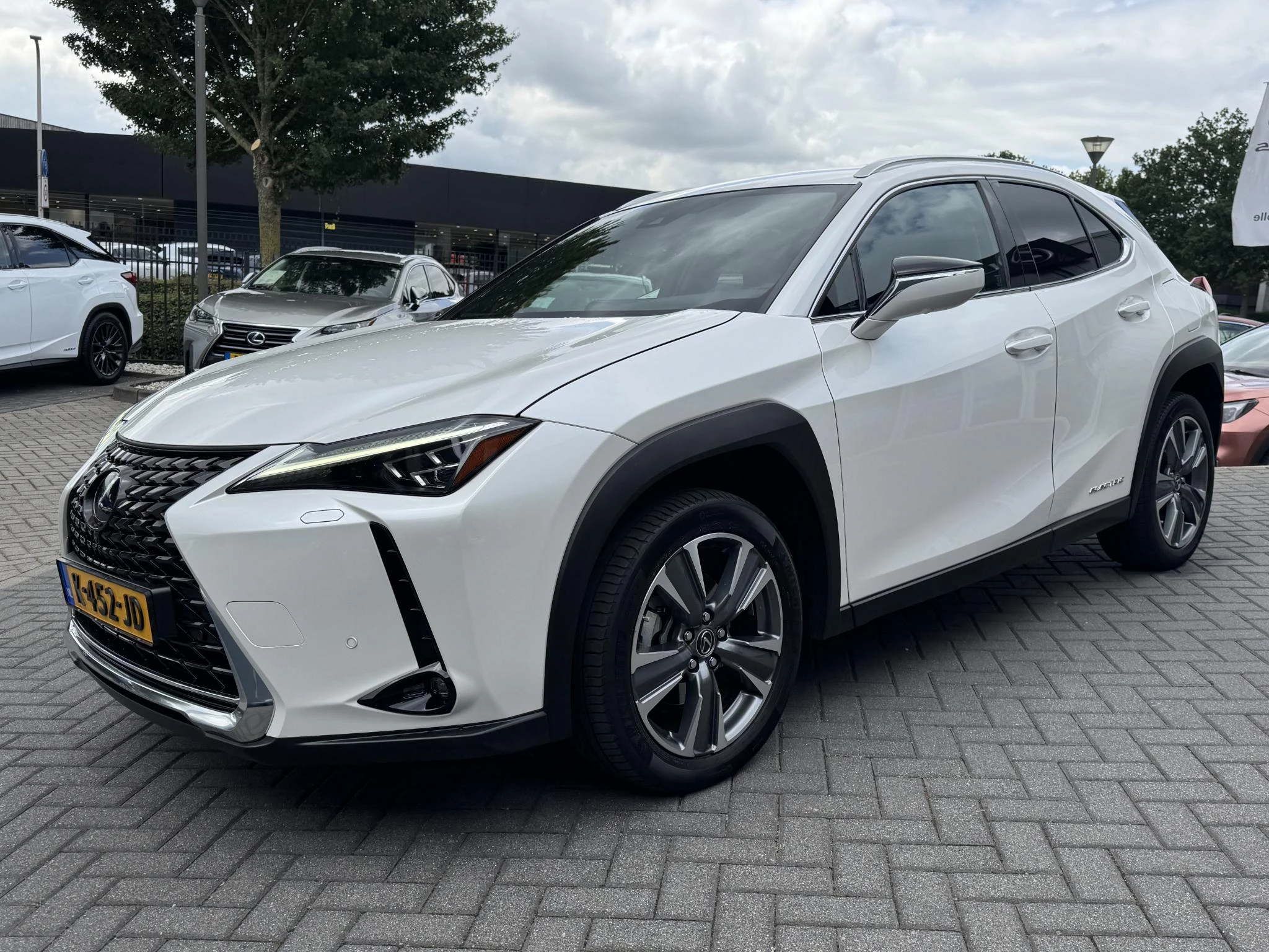 Hoofdafbeelding Lexus UX