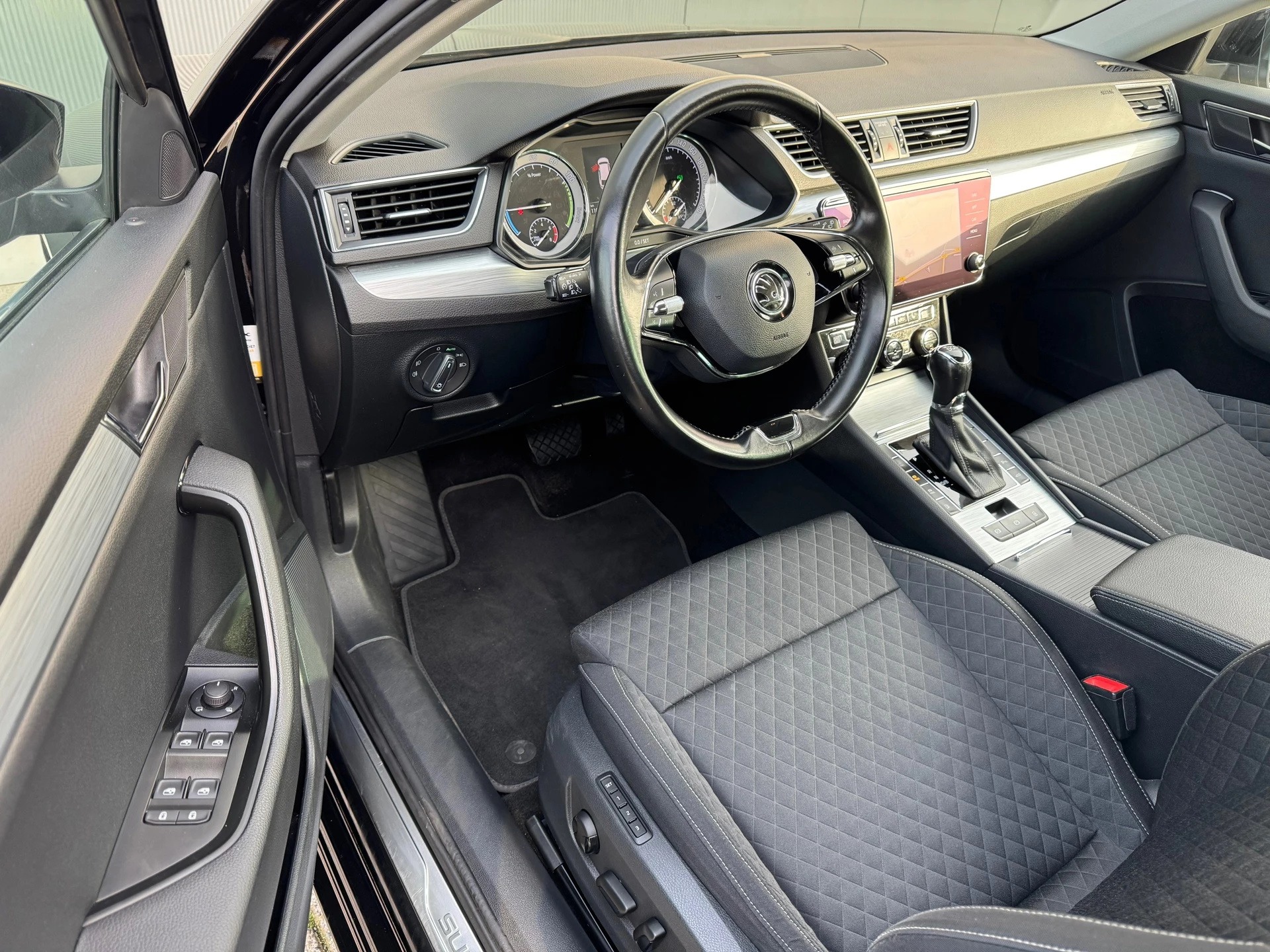 Hoofdafbeelding Škoda Superb