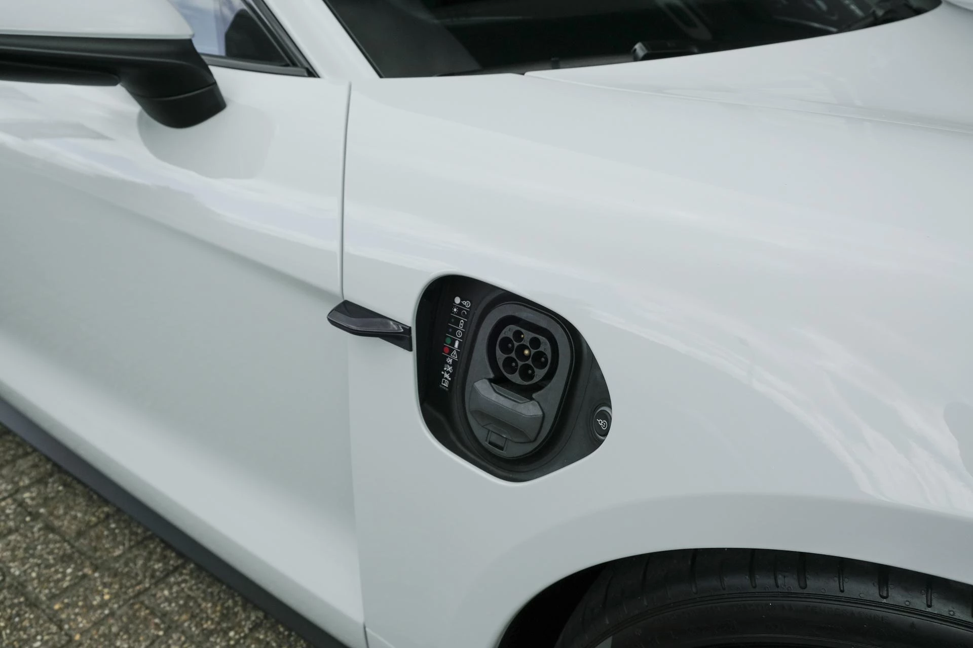 Hoofdafbeelding Porsche Taycan