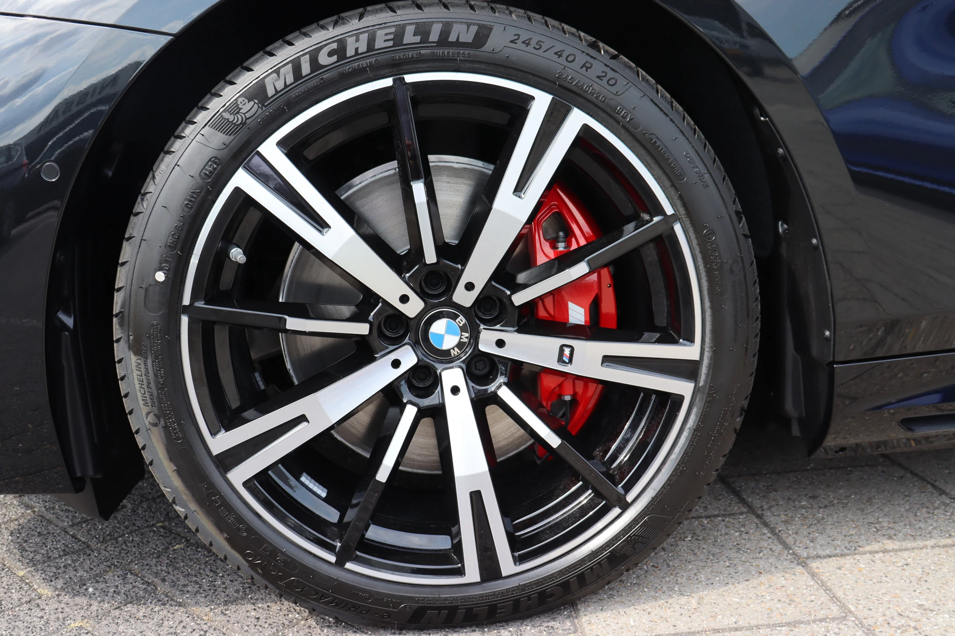 Hoofdafbeelding BMW i5