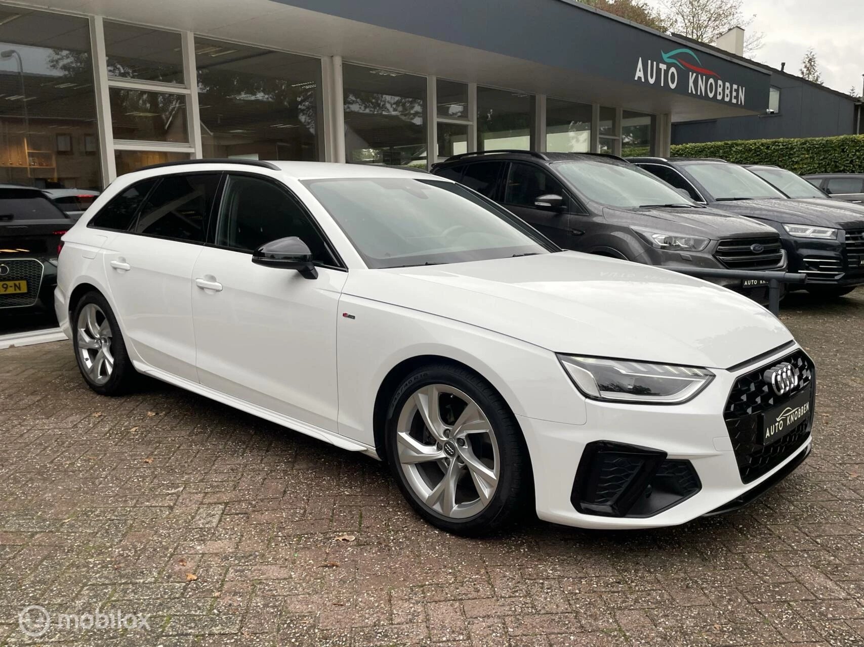 Hoofdafbeelding Audi A4