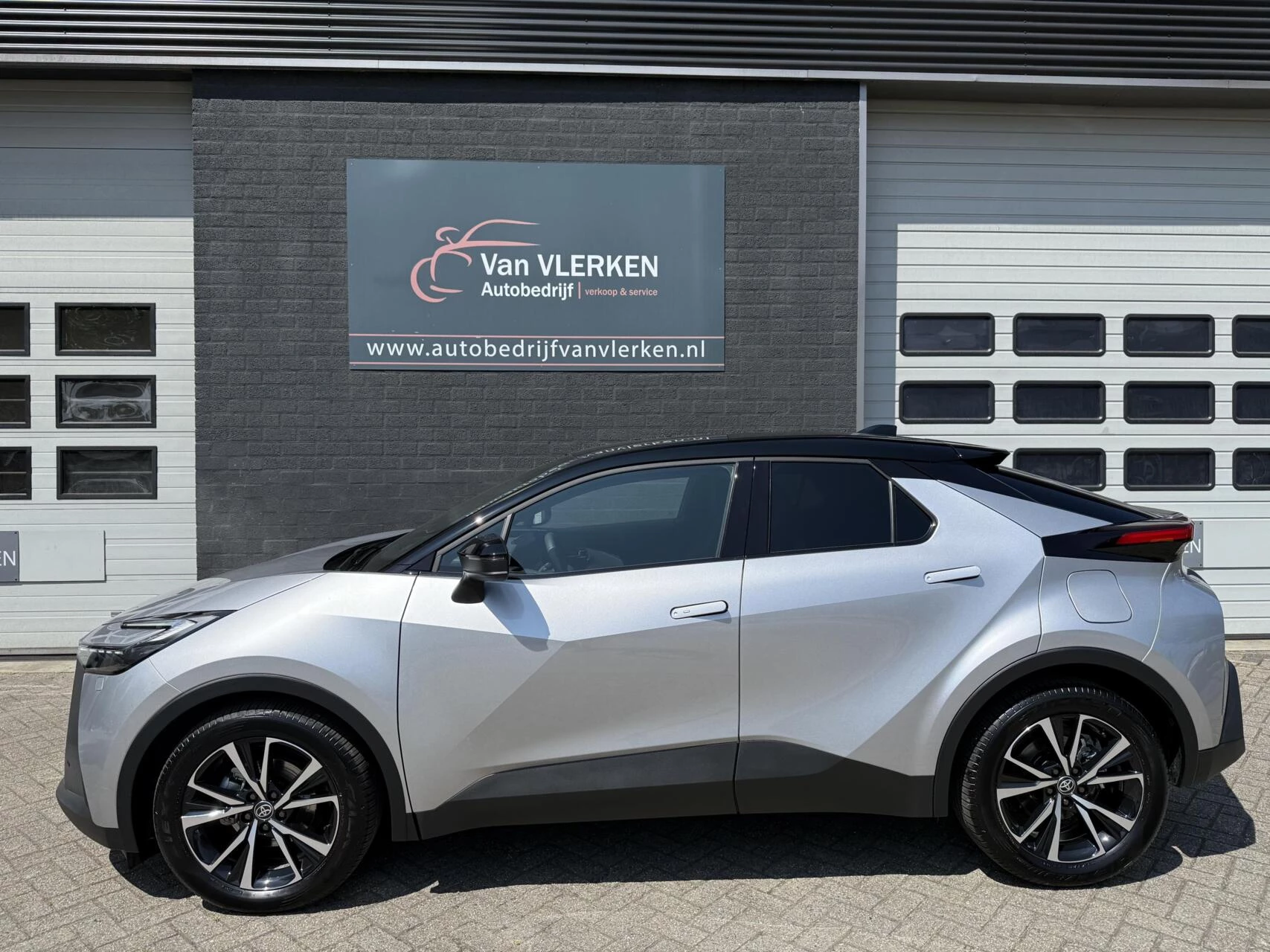 Hoofdafbeelding Toyota C-HR