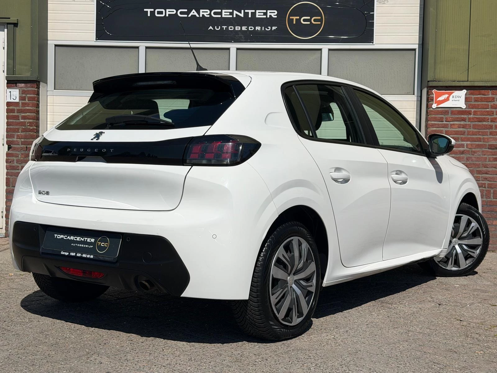 Hoofdafbeelding Peugeot 208