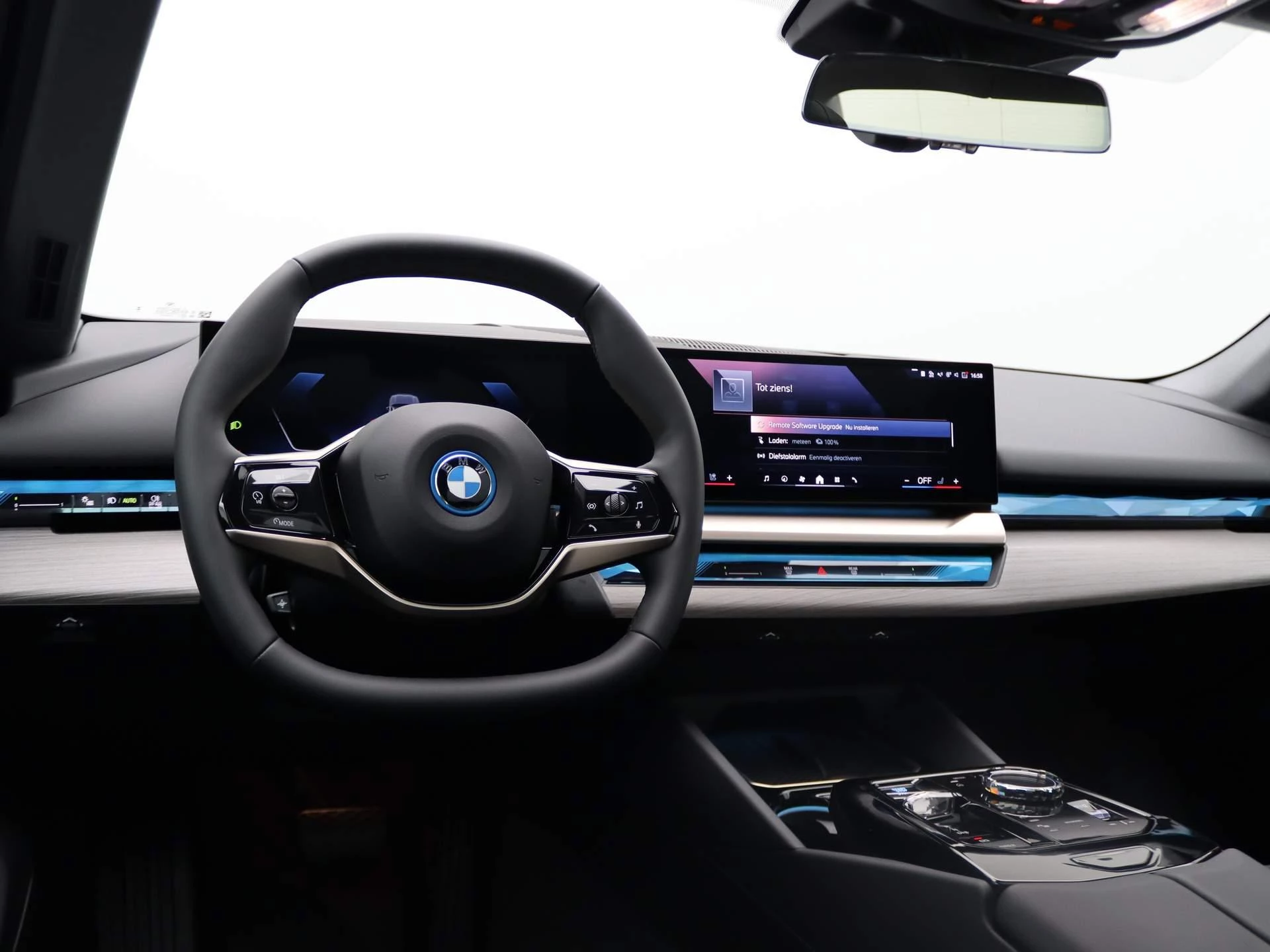 Hoofdafbeelding BMW i5