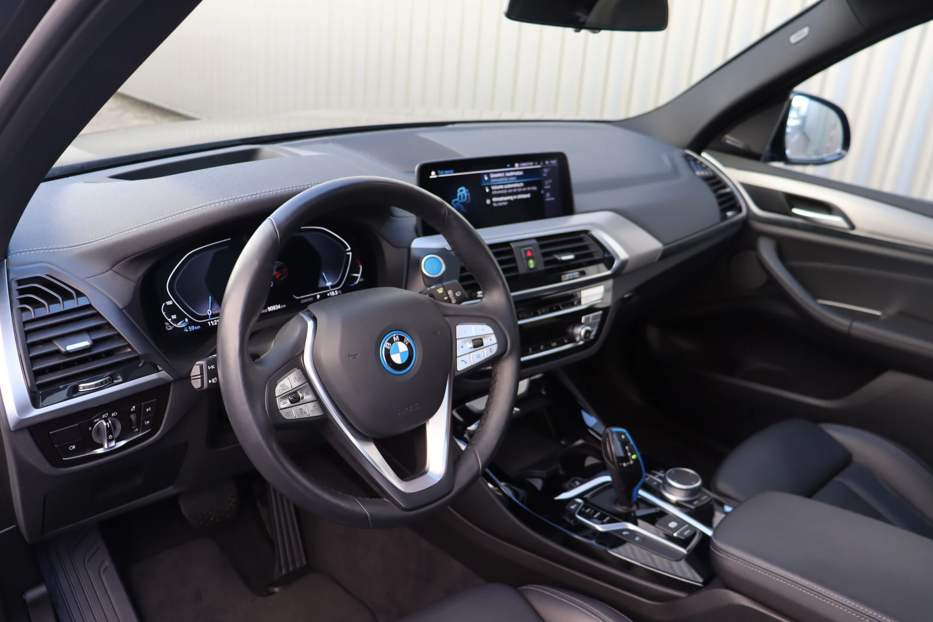 Hoofdafbeelding BMW iX3