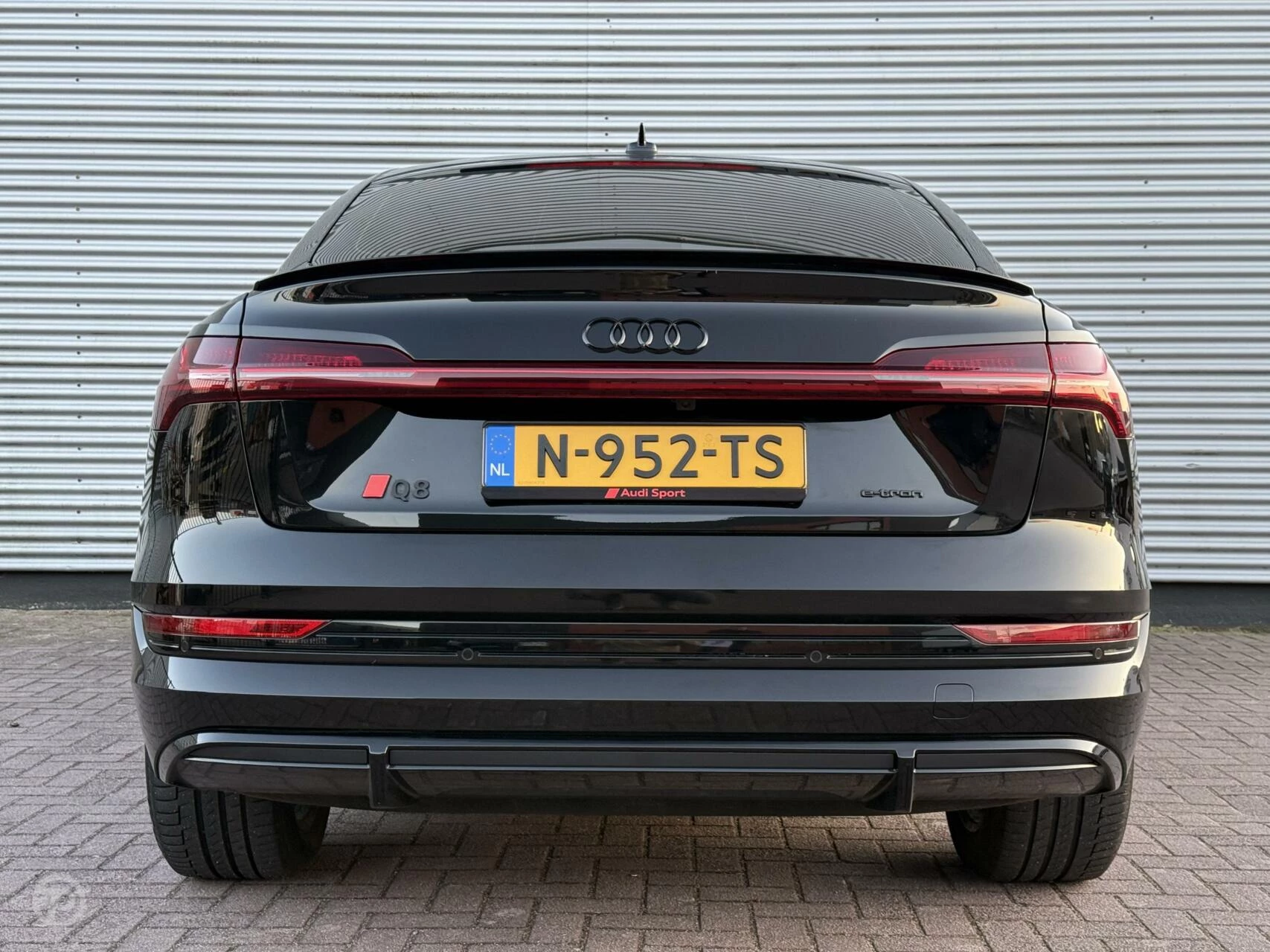 Hoofdafbeelding Audi e-tron