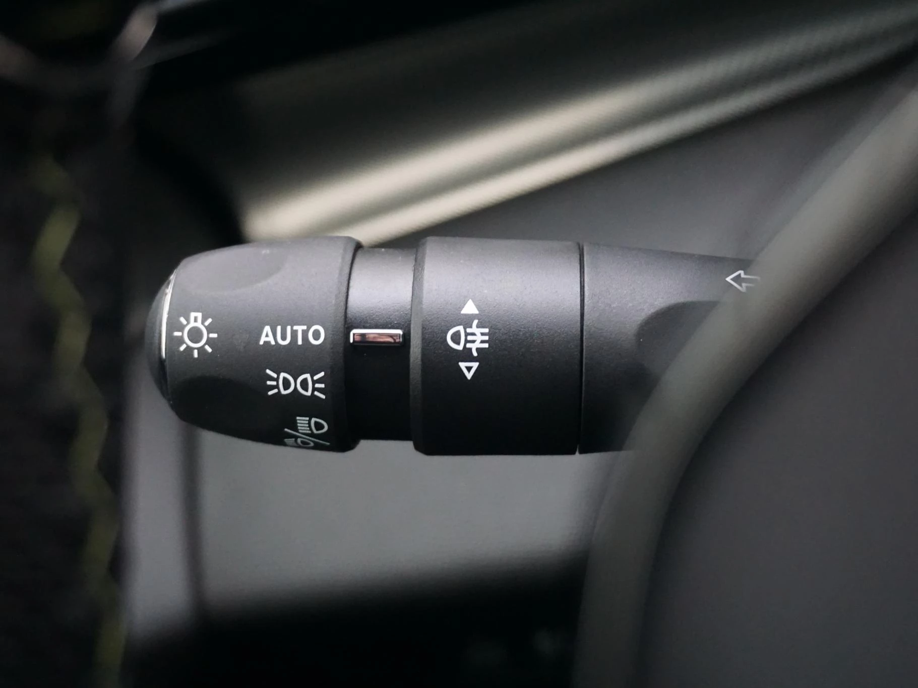 Hoofdafbeelding Peugeot e-308