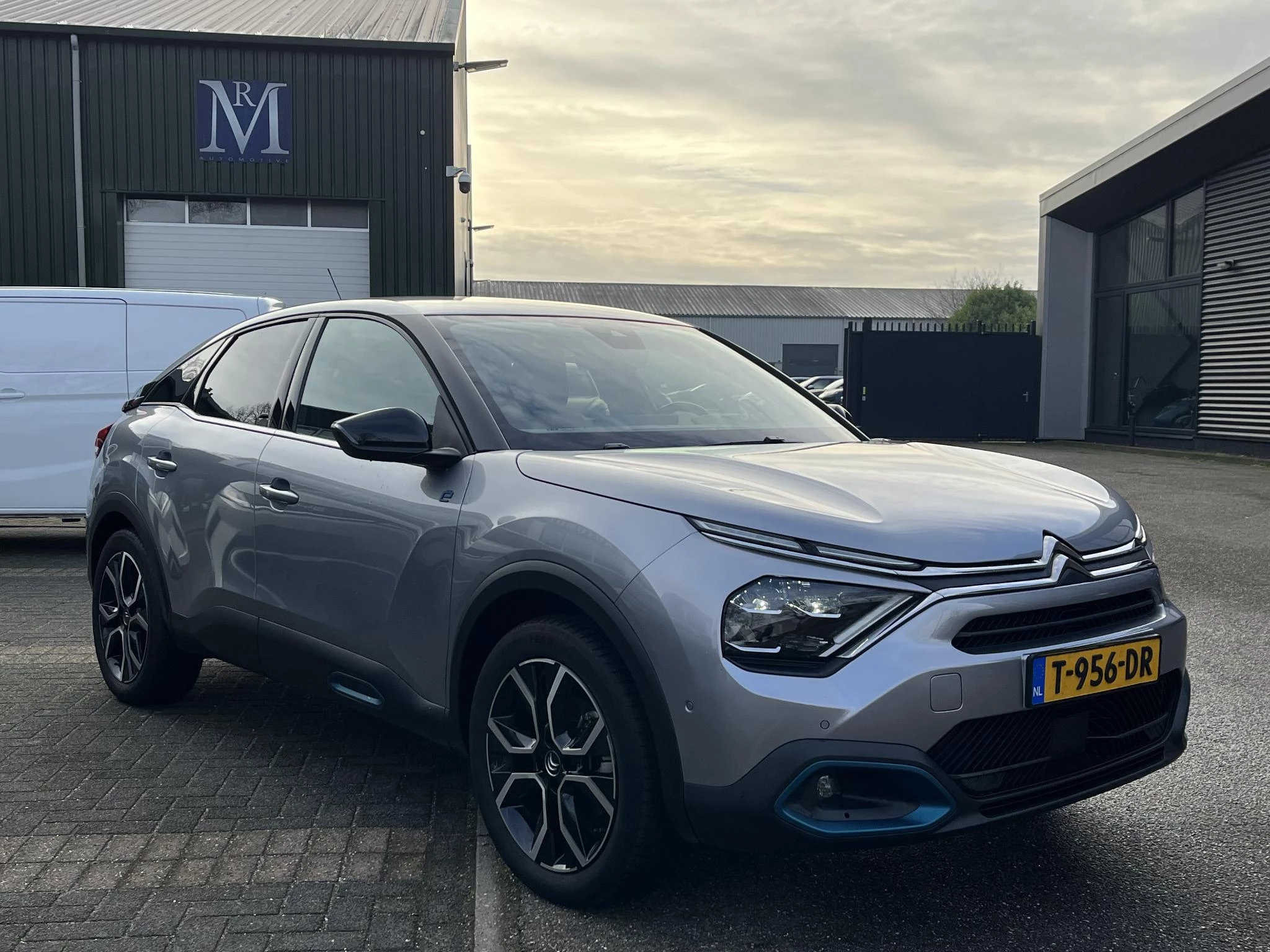 Hoofdafbeelding Citroën ë-C4