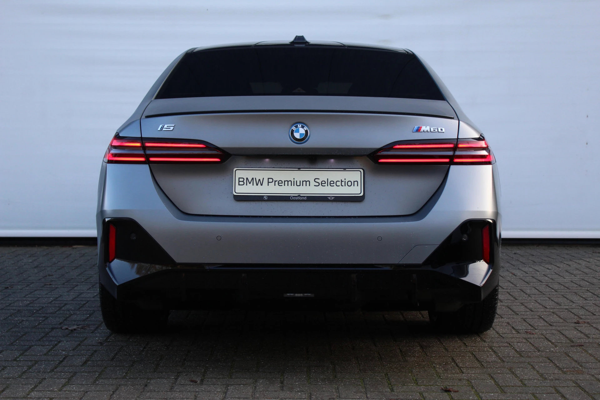 Hoofdafbeelding BMW i5