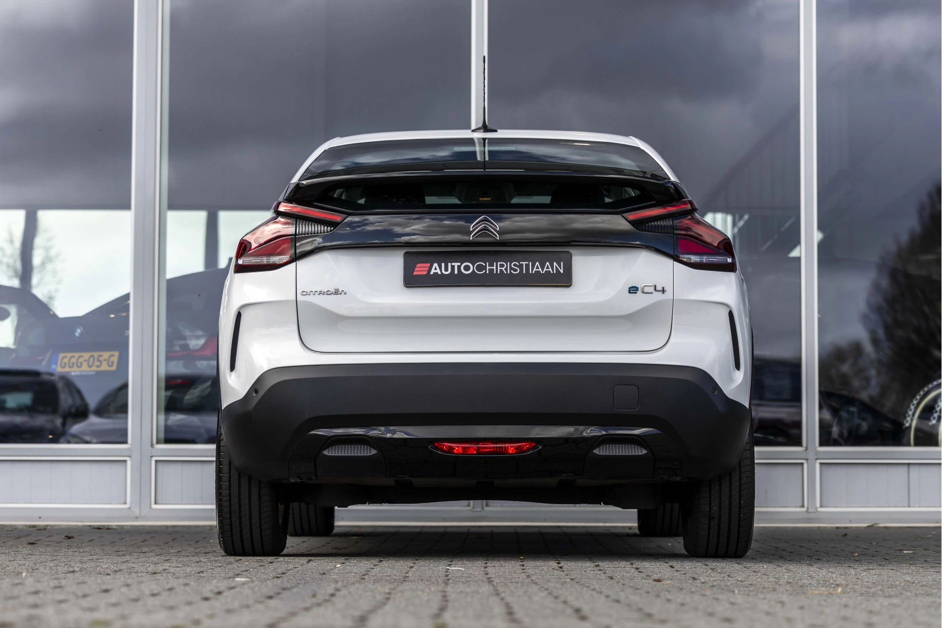 Hoofdafbeelding Citroën ë-C4