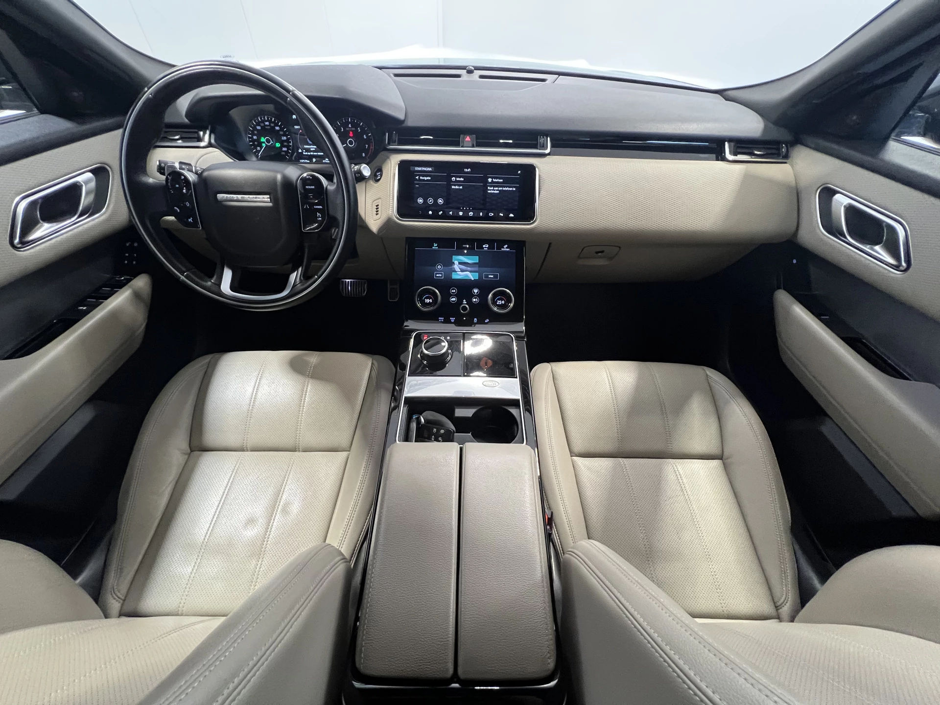 Hoofdafbeelding Land Rover Range Rover Velar