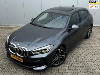 BMW 1-serie 118i HIGH EXECUTIVE M SPORT PANORAMADAK VIRTUAL DASH NAP ORIGINEEL NEDERLANDS M PAKKET
