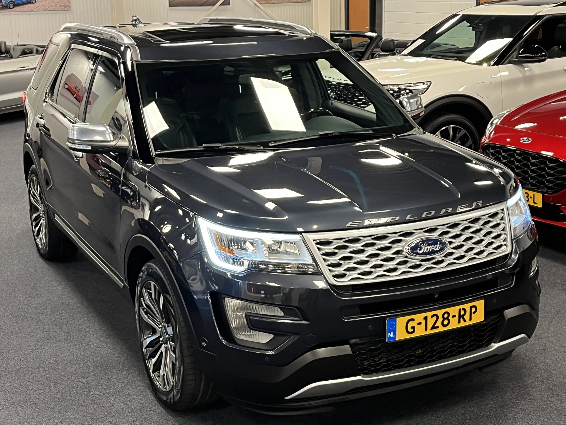 Hoofdafbeelding Ford Explorer