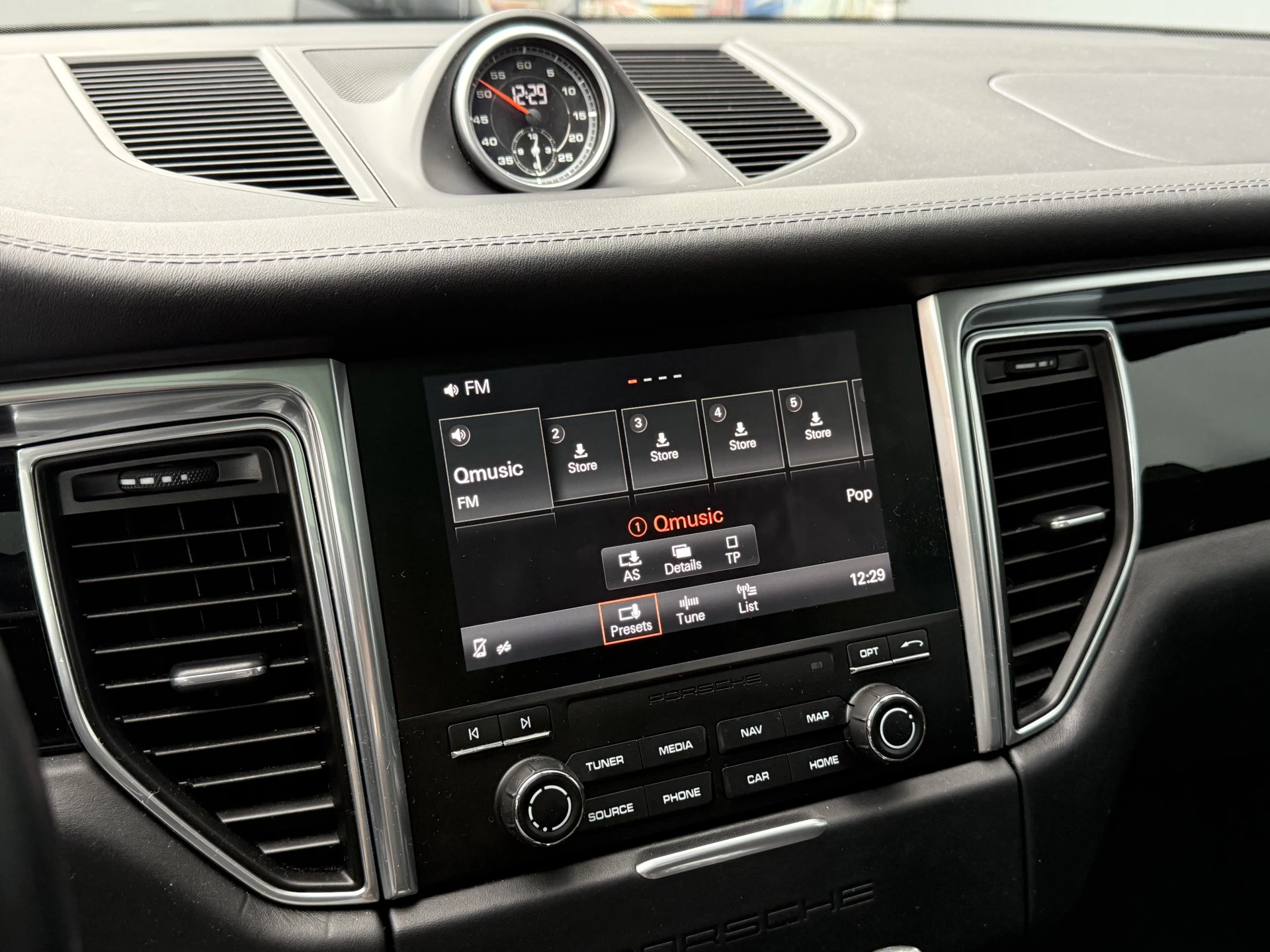 Hoofdafbeelding Porsche Macan