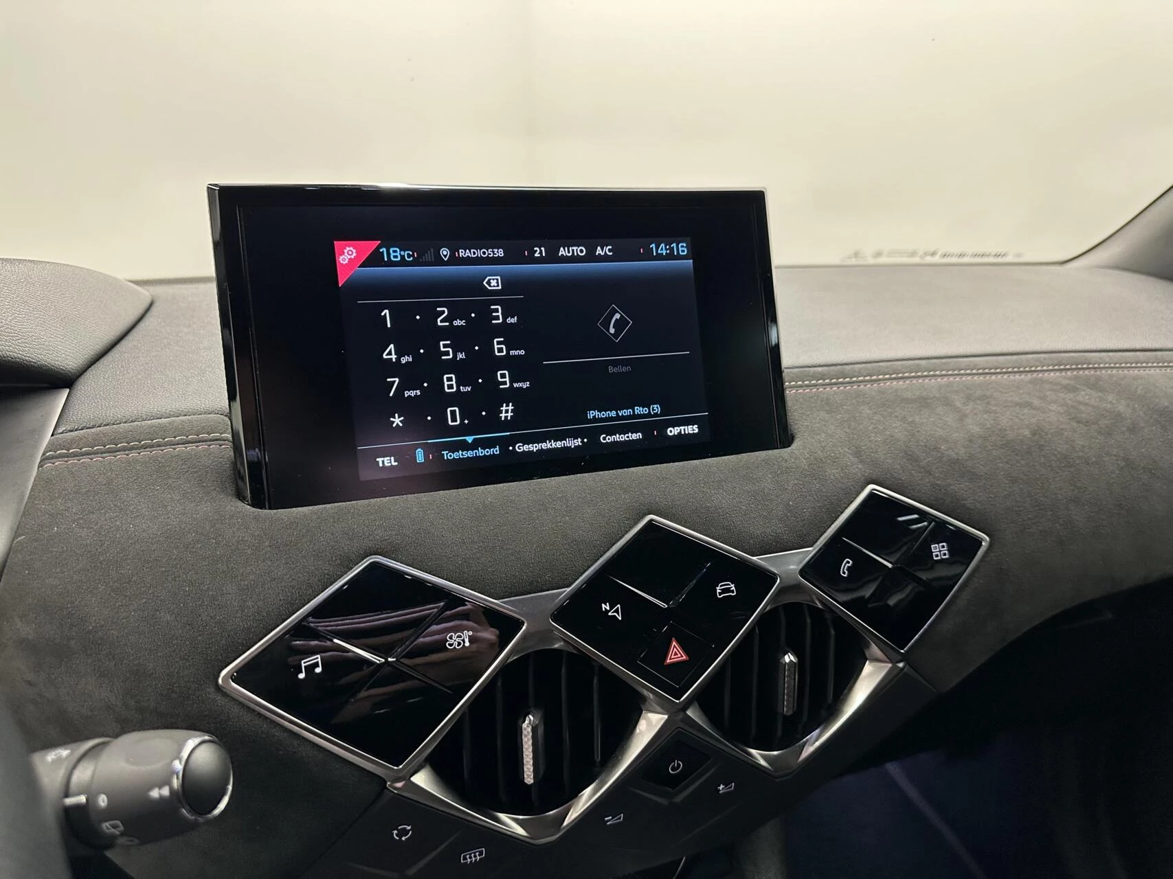 Hoofdafbeelding DS DS 3