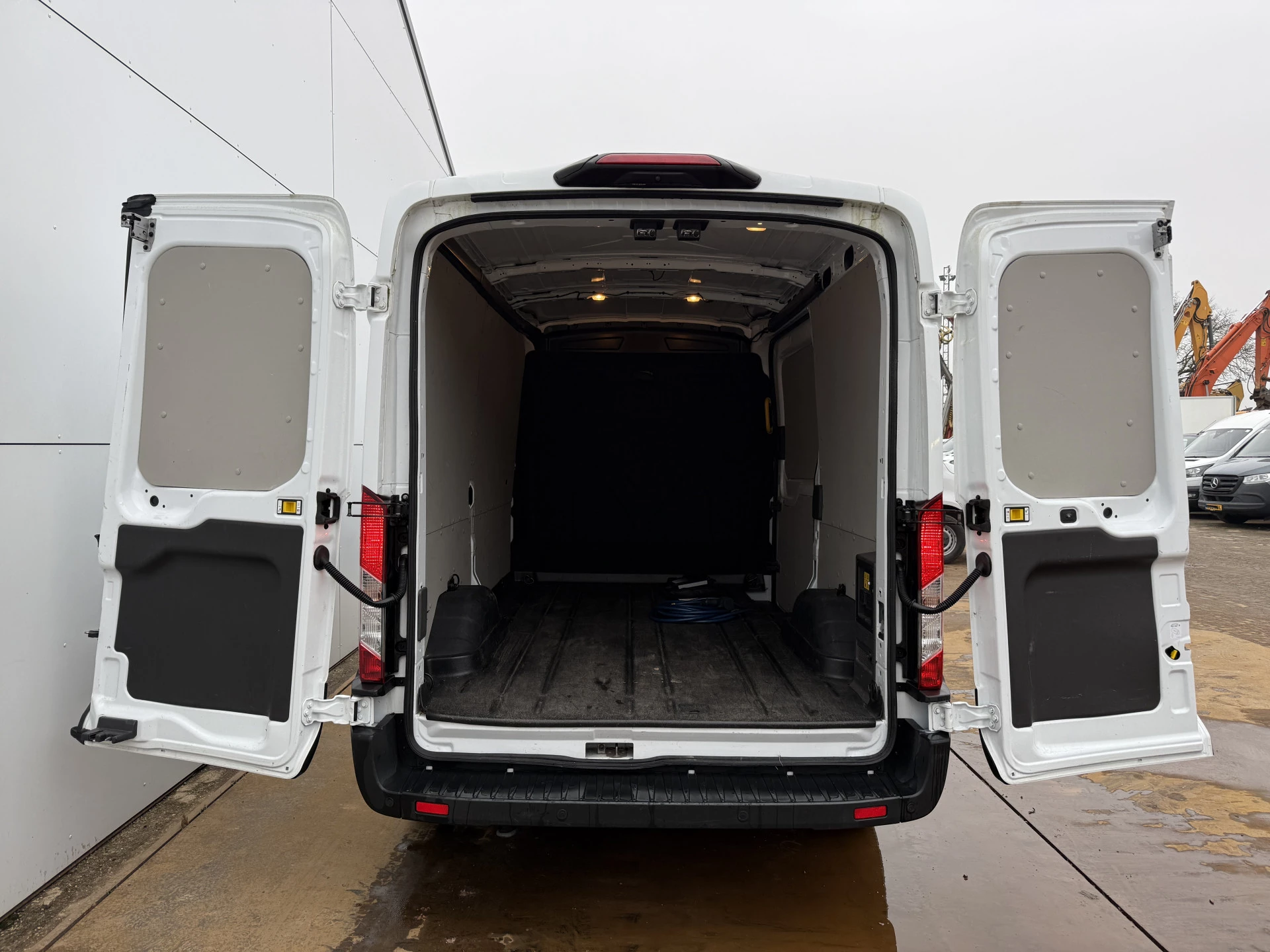Hoofdafbeelding Ford E-Transit