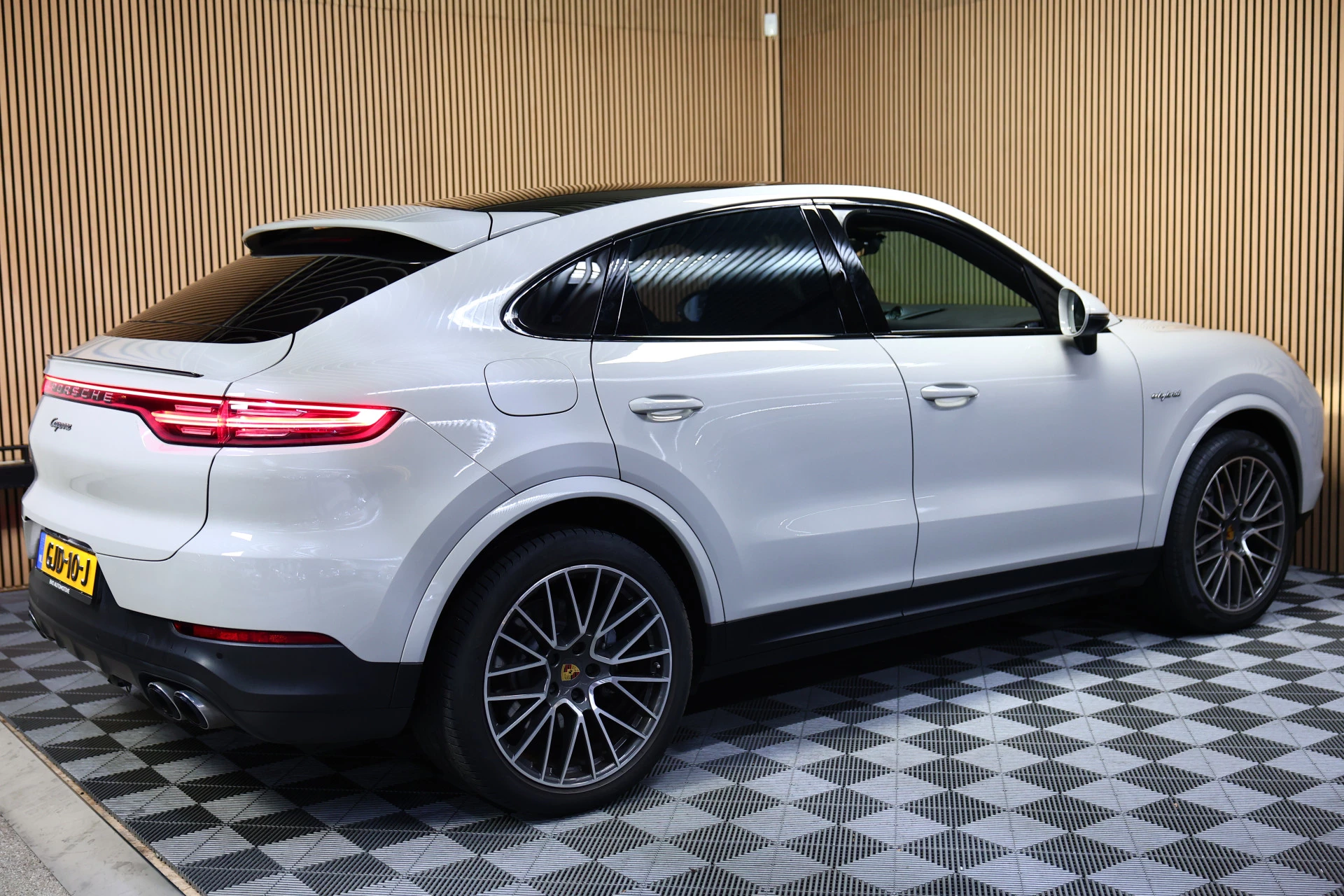 Hoofdafbeelding Porsche Cayenne