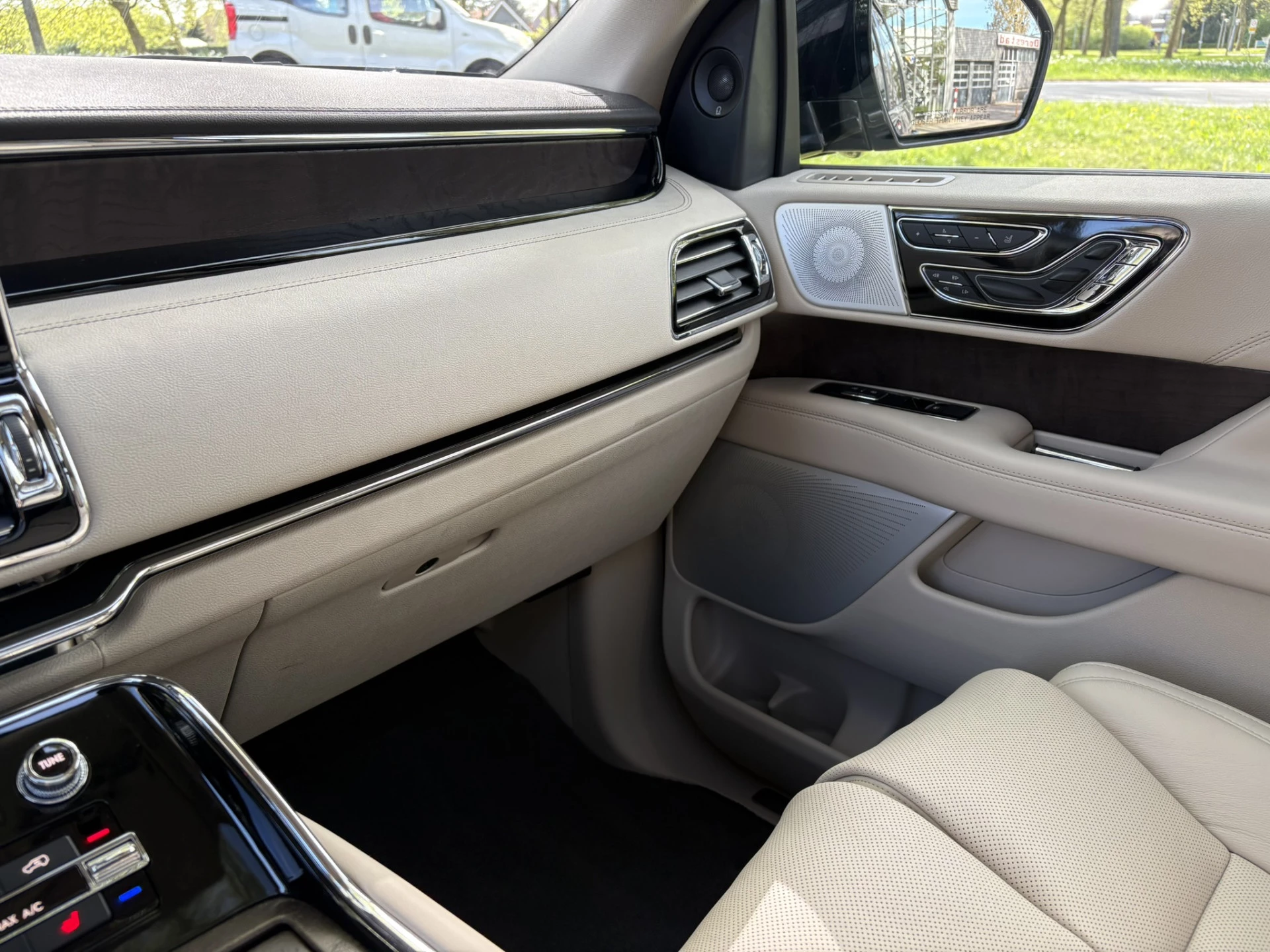 Hoofdafbeelding Lincoln Navigator