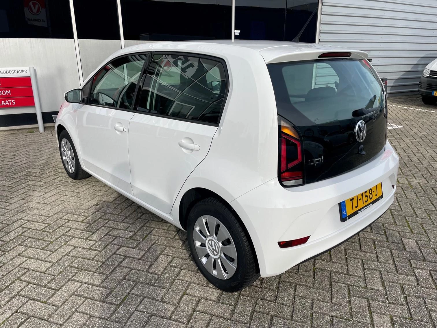 Hoofdafbeelding Volkswagen up!