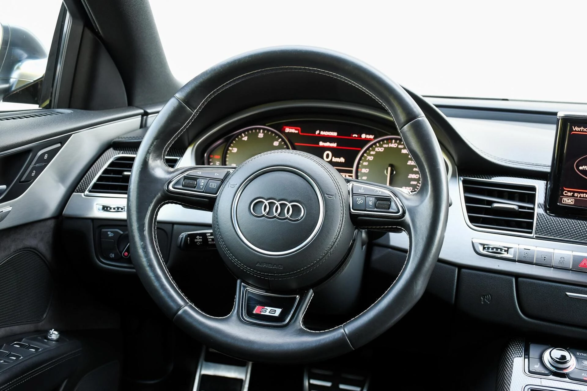 Hoofdafbeelding Audi S8
